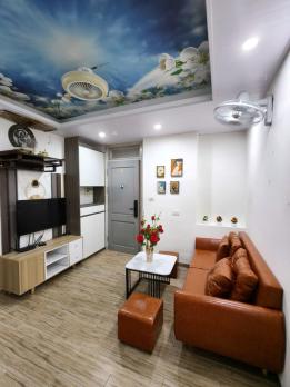 Bán căn hộ chung cư đường Hoàng Đạo Thành, Thanh Xuân, 2 ngủ đẹp full nội thất, ô tô tránh đỗ