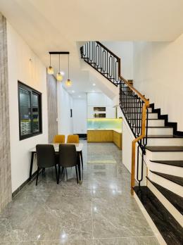 NHÀ MỞI Ở NGAY 55M2 4 TẦNG TÂN PHÚ, GẦN CHỢ, TRƯỜNG HỌC, CHỈ 7 TỶ