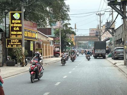 Ngộp Bank chỉ 38 tỷ có Tòa nhà 6 tầng MT Hà Huy Giáp Q12 ngang 14m 280m2 ngay NGÃ 4 GA.