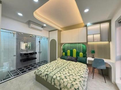 Bán nhà HXH 6m, Biệt thự mini Lê Văn Thọ, ngay CV Làng Hoa, 9x6m, 5 Tầng - 5PN, 9,2 tỷ