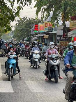 XƯỞNG MẶT TIỀN NGUYỄN THỊ THỬ – HÓC MÔN – DÒNG TIỀN 40TR/THÁNG