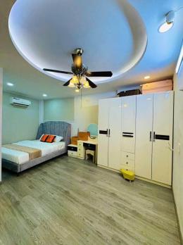 Tân Bình Nhà đẹp khách sạn 5 sao DT 46m2 ngang 4m giá 5,6tỷ