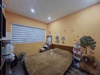 Bán nhà phố Phan Đình Giót, Thanh Xuân, nhà dân xây, lô góc, gần ô tô