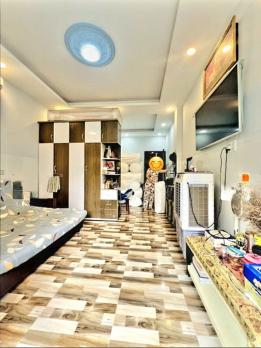 Bán nhà Mặt tiền Nguyễn Bá Tòng, ngay Khu Bàu Cát, 4x18m, 4 Tầng mới - 5PN, 10,9 tỷ.