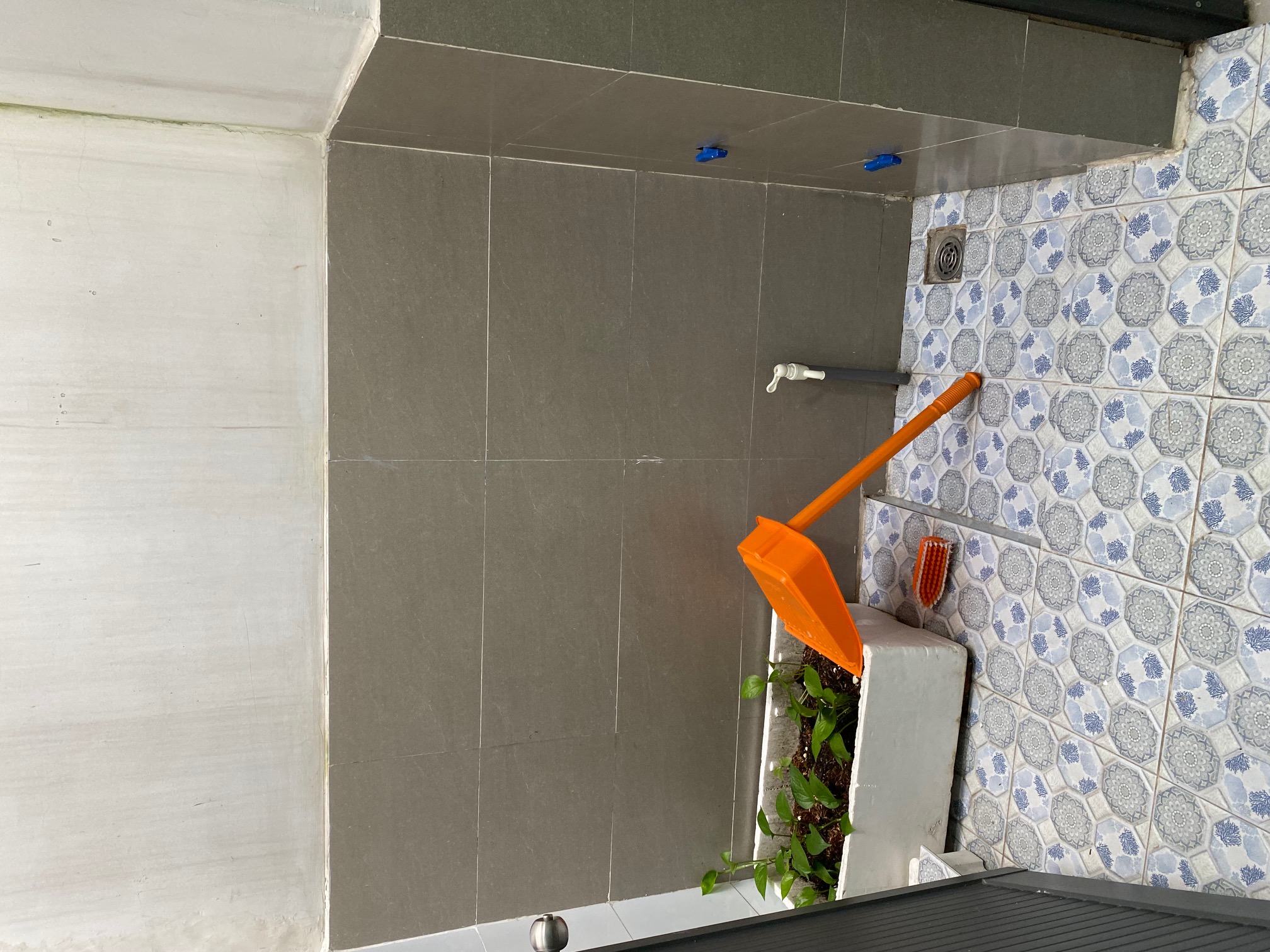 Cho thuê nhà nguuye6n căn Dt: 65m2 đường Nguyễn Thị Định, Q2