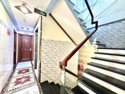 Giảm 12 tỷ còn 47 tỷ KS 8 lầu+hầm Nguyễn Thái Bình ngang 8m 184m2 gần Vincon Tân Bình.