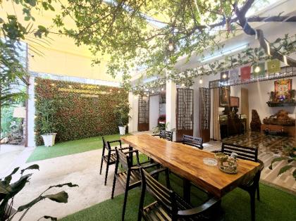 Nhà đẹp Khu Trung Tâm 216 m2 (7,6x29), Hẻm Xe Tải 6 m, phù hợp xây Căn Hộ Dịch Vụ, Biệt Thự