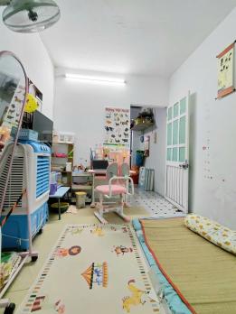 TÂN BÌNH – NHÀ NỞ HẬU ĐẸP – HẺM GẦN MẶT TIỀN ĐƯỜNG  - CHỈ 5.9 TỶ