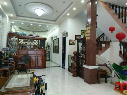 Bán villa sân vườn 1038 m2 - thị trấn liên nghĩa đức trọng lâm đồng  giá 11 Tỷ