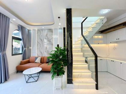 Giá 4ty290 - Nhá 2 tầng ngang 5m -  full nội thất - hẻm 3m - Huỳnh Tấn Phát -  Q7