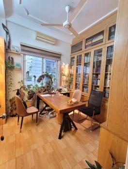 Bán nhà Nguyễn Chí Thanh_lô góc_ở sướng_6 tầng full công năng_35m2_giá chào 9,5 tỷ