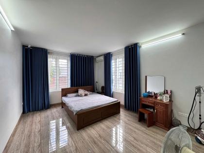 ????HIẾM????Mặt phố Hạ Yên Quyết, Cầu Giấy, Kinh doanh đỉnh, Đường ô tô cực đẹp, nhỉnh 30 tỷ