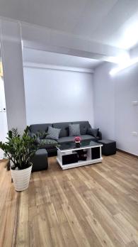 Tập thể 129 Nguyễn Trãi, Thanh Xuân, gần ngay Royal City, nhà đẹp 4 ngủ, 2 mặt thoáng, gần ô tô