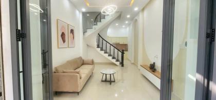 Bán nhà sát Chợ Thạch Đà tặng NT 3 tầng Hẻm 111 Phạm Văn Chiêu 4*28m nở hậu tài lộc chỉ 6 tỷ.