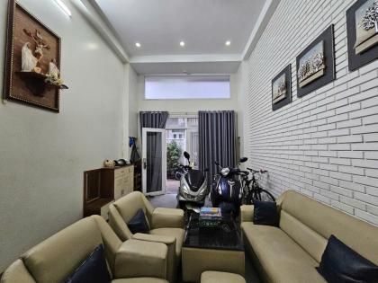 BÁN NHÀ CÁCH MẠNG THÁNG 8 XE HƠI NGỦ TRONG NHÀ 61M KHÔNG QUY HOẠCH KHÔNG LỖI PHONG THUỶ