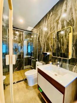 Bán Nhà Mặt tiền Phan Tây Hồ, gần Phan Xích Long, 5,5x11m, 5 Tầng - HĐT 35tr, 13,5 tỷ.