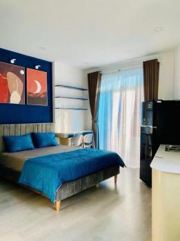 Bán Nhà Mặt tiền Phan Tây Hồ, gần Phan Xích Long, 5,5x11m, 5 Tầng - HĐT 35tr, 13,5 tỷ.