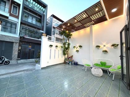 Nhỉnh 5ty - Nhà ngang 6 x 19m - đường nhựa 8m - Huỳnh Tấn Phát - Nhà Bè . full nội thất