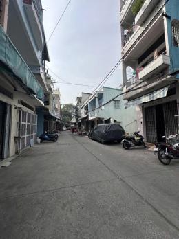Bán nhà  Hẻm 5m Thái Phiên - giao Hàn Hải Nguyên, Q11, 5,7x10m 4 Tầng - 5 PN, chỉ 6,95 tỷ,