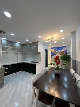 Bán nhà cực phẩm 5 tầng đường Trần Thị Trọng ngang chuẩn 4m sát KCN Tân Bình chỉ 6.3 tỷ