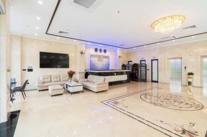 Bán Nhà Mặt Phố Quận Ba Đình 216m2-18T MT12m LÔ GÓC Hoàn Công 320 Tỷ Đào Tấn.