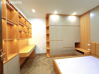 ????Phân lô Mới đét Phùng Chí Kiên, Cầu Giấy 56m 7T Thang máy, Ô tô, Dân trí cao????