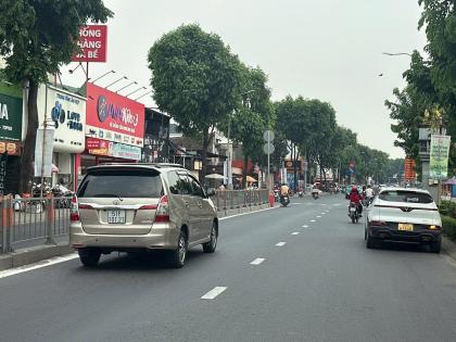 Bán nhà đẹp Nguyễn Tư Giản 4 tầng 63m2(4.2x15m) tặng NT HXT gần chợ Phạm Văn Bạch nhỉnh 6 tỷ