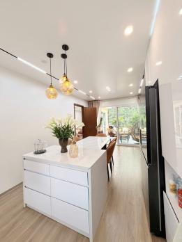 Siêu phẩm tập thể Nam Đồng, Đống Đa, nhà đẹp full nội thất, 4 ngủ, 4 wc