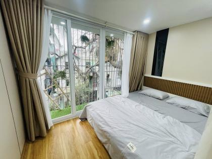 Bán căn tập thể gần hồ Văn Chương, Đống Đa, nhà đẹp full nội thất, gần ô tô