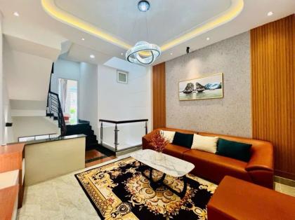 Bán nhà 3 tầng HXT đường Nguyễn Sỹ Sách 93m2(4.2*22) gần công viên vào ở ngay nhỉnh 5 tỷ