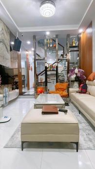 SÁT MT! Bán Nhà 4 Tầng Siêu Đẹp Nguyễn Tri Phương, 48m2, Chỉ 7.2 Tỷ TL