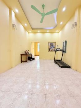 SIÊU HIẾM! Bán nhà riêng phố Khâm Thiên, Đống Đa, thang máy, ngõ thông, giá tốt