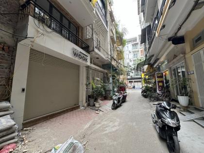 Cần bán nhà 6 tầng Nguyễn Chí Thanh đường thông oto SDCC giá 16.5 tỷ