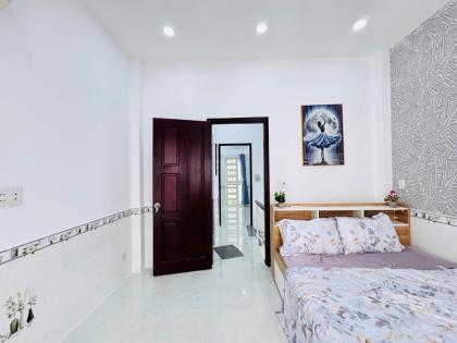 Bán nhà lô góc hai mặt tiền HXH Nguyễn Duy Cung ngang 4m gần Emart Phan Huy Ích nhỉnh 3tỷ.