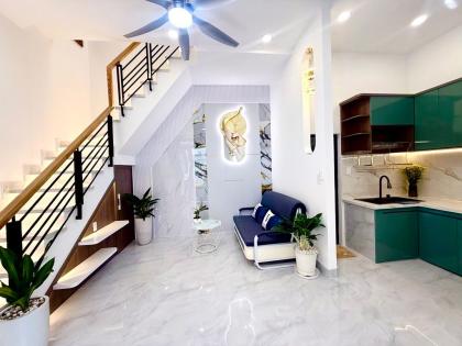 Bán nhà lô góc hai mặt tiền HXH Bùi Quang Là ngang 4.3m gần Emart Phan Huy Ích nhỉnh 4tỷ.