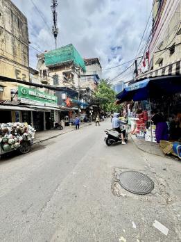 Cần bán nhà riêng 5 tầng khu phân lô cán bộ phố Thành Công DT 35m oto đỗ cửa