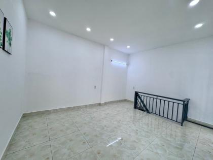 Bán nhà siêu phẩm ngang 4.8m HXH đường Phạm Văn Chiêu gần chợ Thạch Đà nhỉnh 3tỷ.