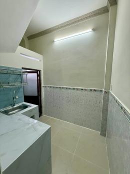 Bán nhà dọn vào ở ngay HXH đường Quang Trung ngang gần 4m gần chợ Hạnh Thông Tây nhỉnh 3tỷ.