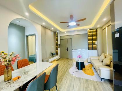 CC mua liền kề bán Gấp căn hộ tầng trung tòa CT2 KĐT Xa La 68m2 chỉ 4.x tỷ. LH 0989626116