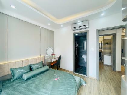 CC mua liền kề bán Gấp căn hộ tầng trung tòa CT2 KĐT Xa La 68m2 chỉ 4.x tỷ. LH 0989626116