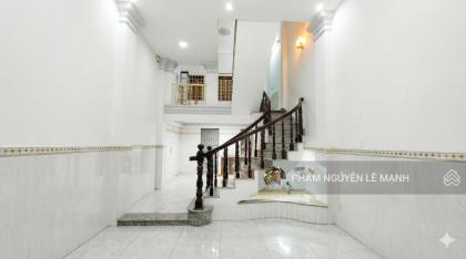 Bán nhà HXH 6m Thoại Ngọc Hầu, Phú Thạnh, Tân Phú 3 tầng 3PN 3WC, 42m2, 6,8 tỷ