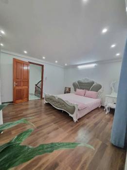 Chị Lan bán nhà ngõ 902 Kim Giang cạnh KĐT Linh Đàm 35m2x4T chỉ 6.x tỷ. LH 0989626116