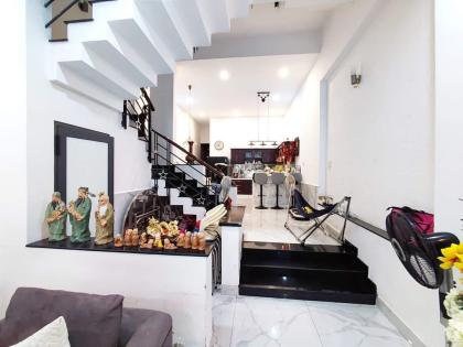 XE HƠI VÀO NHÀ! Bán Nhà Đẹp 4 Tầng Phan Xích Long, 58m2, Chỉ 12 Tỷ TL