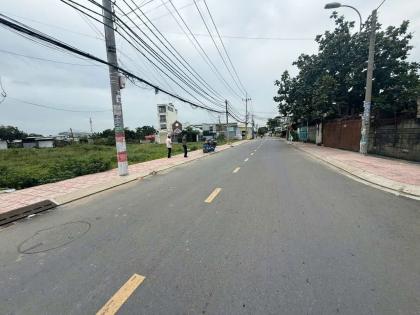 ĐẤT + XƯỞNG MẶT TIỀN ĐÔNG THẠNH 2–3 – QUỸ ĐẤT GẦN 2.000M² GIÁ CHỈ 28 TỶ