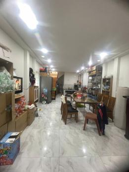 Bán nhà Mặt tiền Sơn Kỳ - gần Lê Trọng Tấn, 4x19m, 2 Tầng - 2 PN, Sổ A4, chỉ 9,5 tỷ.