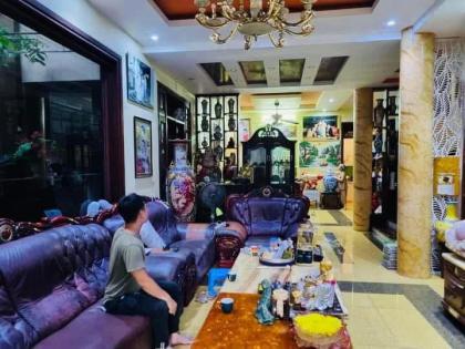 Bán nhà TT Văn Quán DT 80m2, 6 Tầng. MT 18m, Giá 32 Tỷ Hà