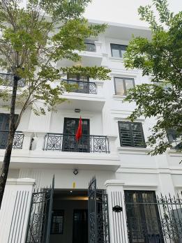 Cho thuê nhà KĐT Đại Kim Nguyễn Xiển 70m x 4 tầng thông sàn thang máy 27tr 0903409888