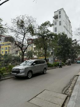 Bán Nhà VIEW Hồ Đội Cấn Ba Đình 254m2-4T MT11m VIEW Hồ 2 THOÁNG 125 Tỷ Đội Cấn.