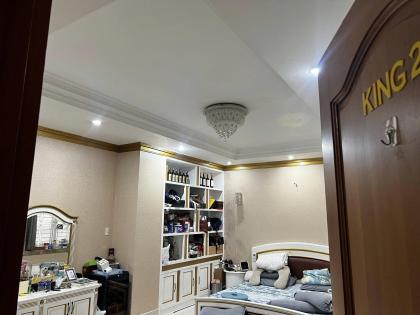 Bán nhà MT Phan Thúc Duyện - giao Trần Quốc Hoàn, 8,5x17m, hậu 11m, 6 Tầng, 45 tỷ