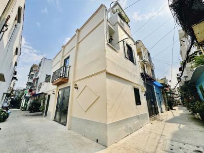 LÊN SÀN CĂN NHÀ 2MT 417 QUANG TRUNG, NGAY TRUNG TÂM ỦY BAN QUẬN GV, LH:0901754355